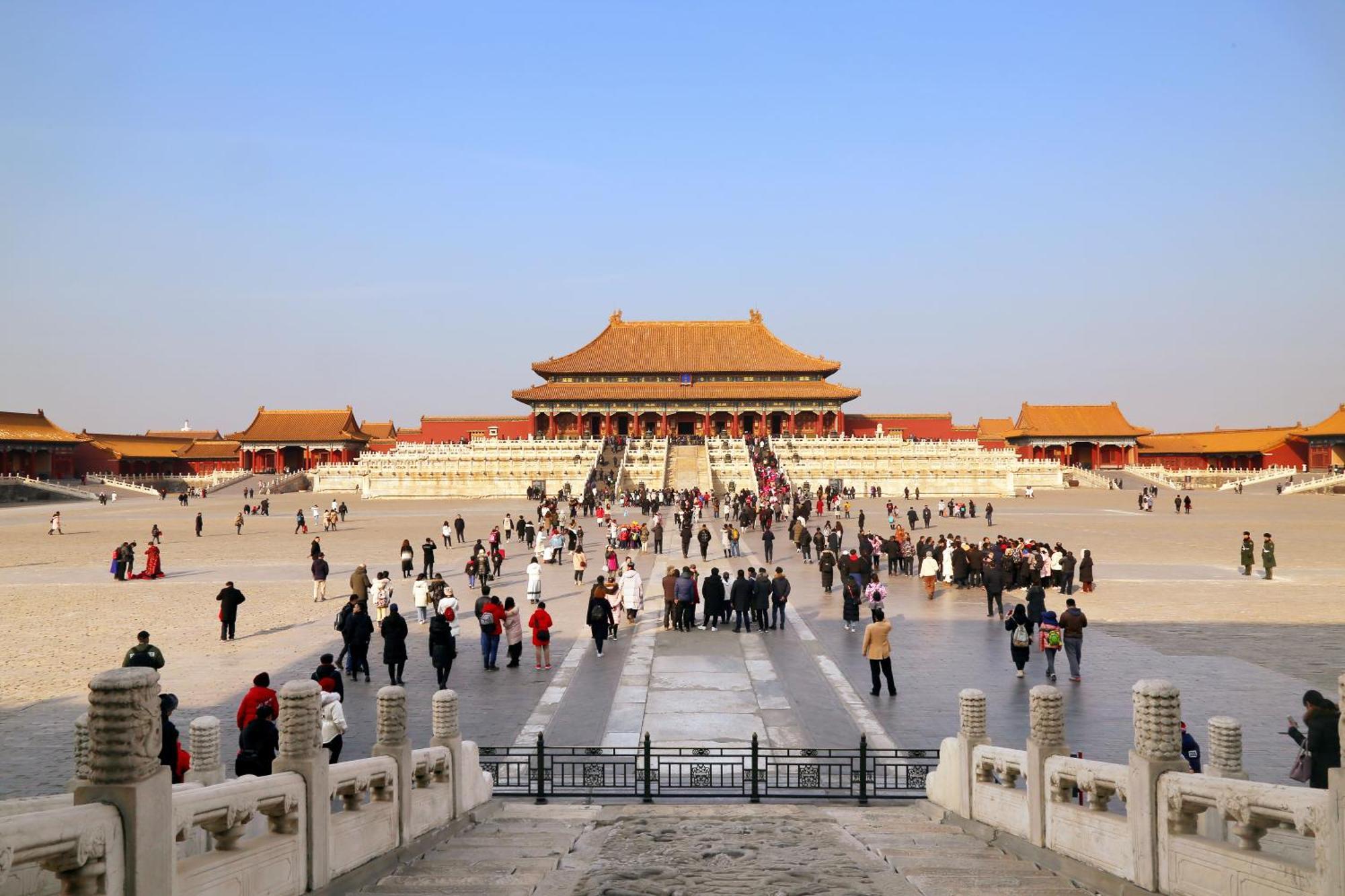 בייג'ינג Happy Dragon City Center Alley Hotel -In The City Center With Big Window&Heater, Ticket Service&Free Coffee&Food Recommendation,Near Tian Anmen Forbiddencity,Easy To Get Traditional Walking Area&Shichahai מראה חיצוני תמונה